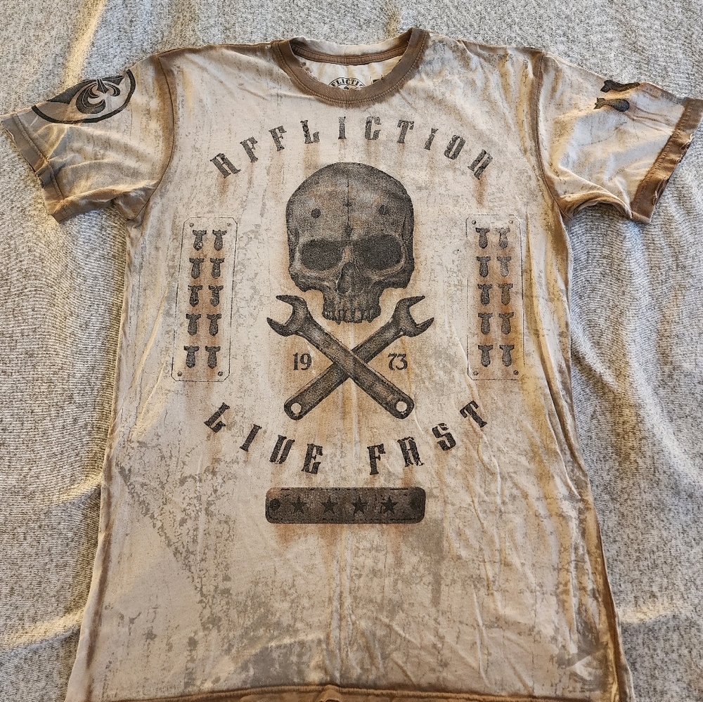 Affliction t shirt
